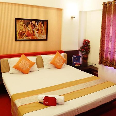 Addhuri Comforts Inn Mysore Bagian luar foto